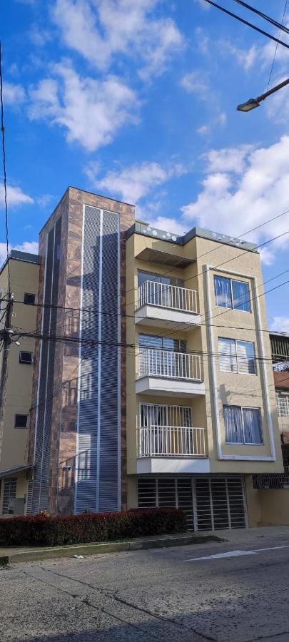 Buena Vista Suites Armenia  Exterior foto
